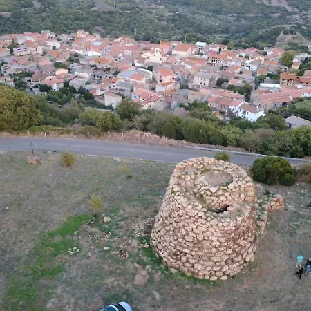 A Casa Di Pietro Pensionat Aidomaggiore