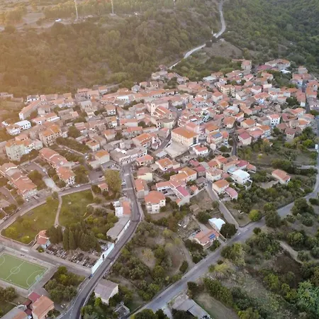 A Casa Di Pietro Gasthof Aidomaggiore